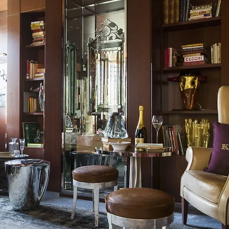 Palazzina Grassi 5* Venise