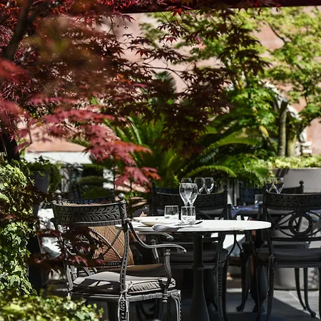 Palazzina Grassi Hotel 5*