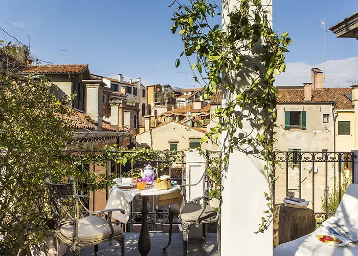 Hotel Palazzina Grassi 5*