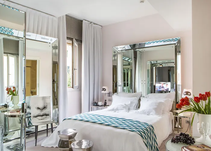 Palazzina Grassi 5*