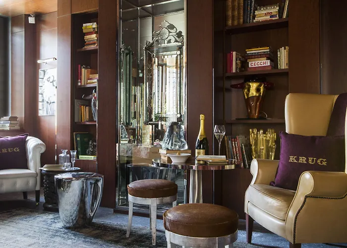 Palazzina Grassi 5* Venedig