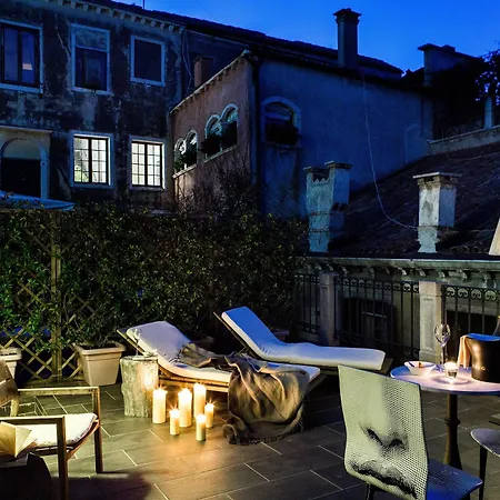 Palazzina Grassi 5* Venedig