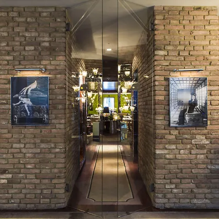 Palazzina Grassi 5* Venice