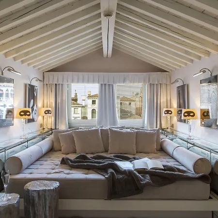 Palazzina Grassi 5* Velence