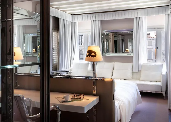 Palazzina Grassi 5*