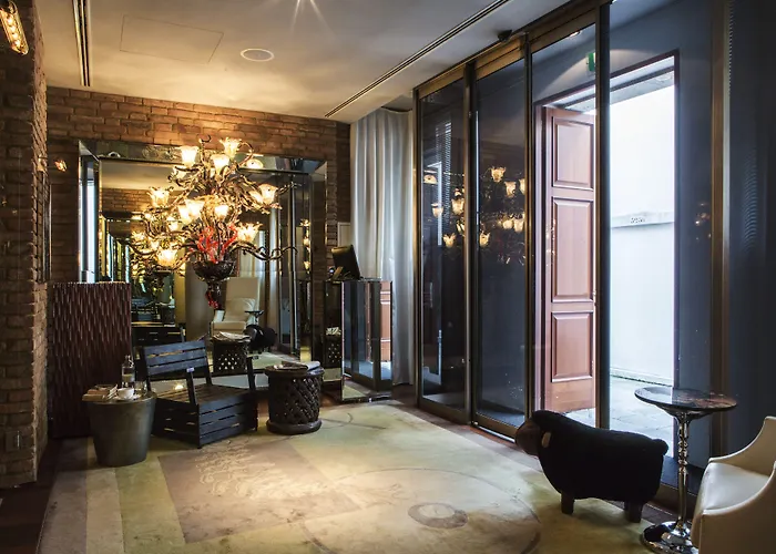 Palazzina Grassi 5*