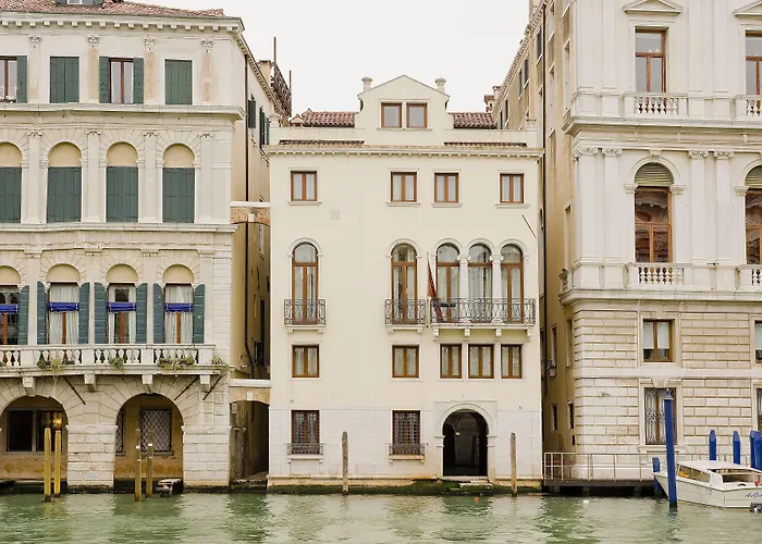 Hotel Palazzina Grassi 5*