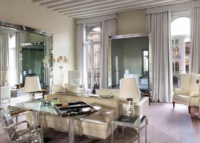 Palazzina Grassi Hotell