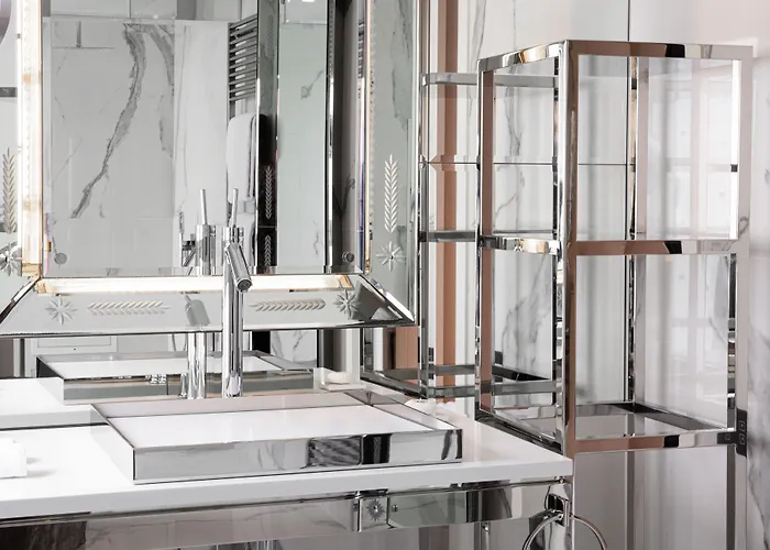 Palazzina Grassi 5* Venedig