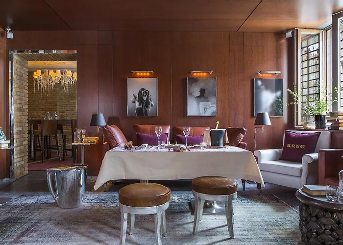 Palazzina Grassi 5* Venedig