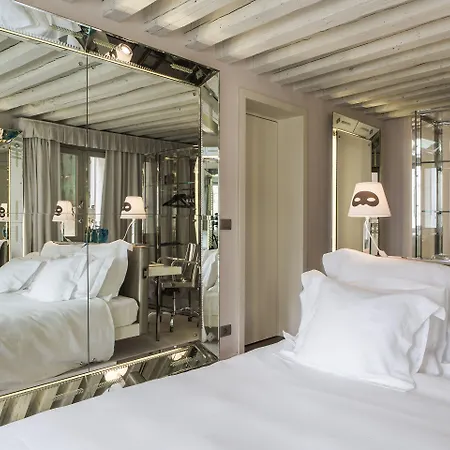 Palazzina Grassi מלון 5*