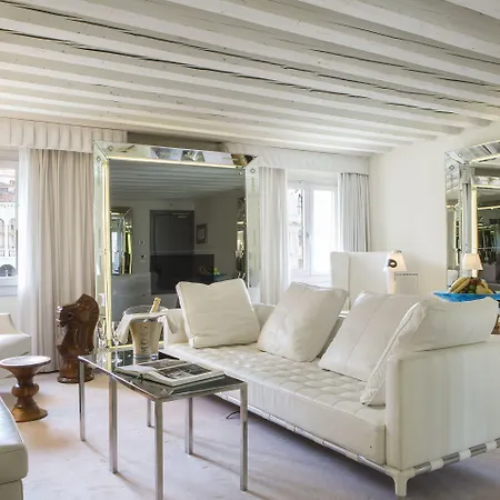 Palazzina Grassi מלון 5*