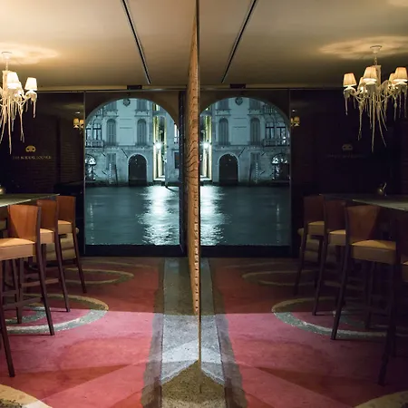 Palazzina Grassi 5* ונציה